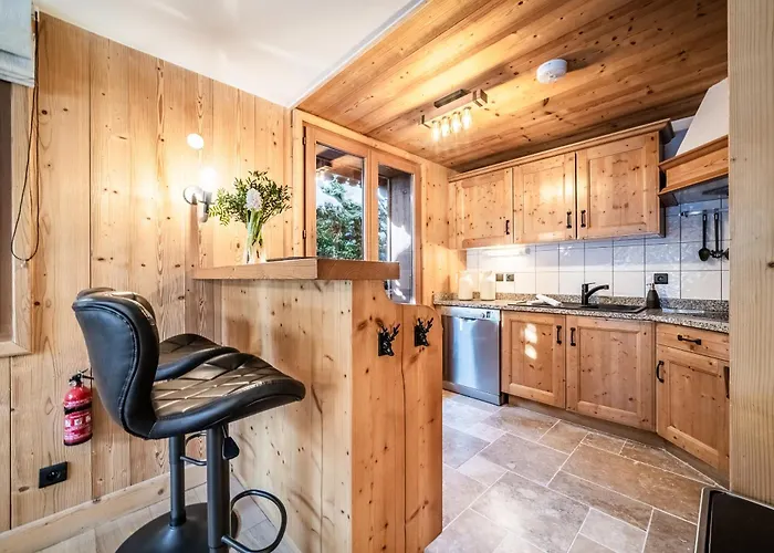 Alpehytte Olea - By Emerald *