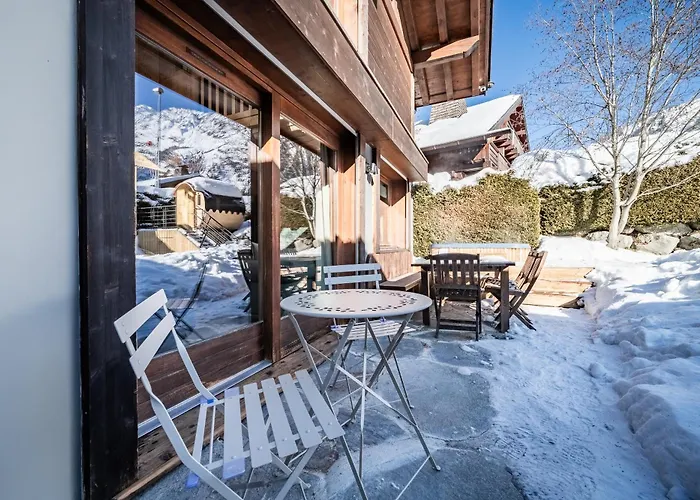 Olea - By Emerald Chalet *