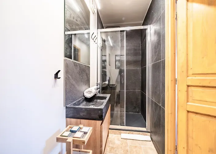 Olea - By Emerald שאמוני