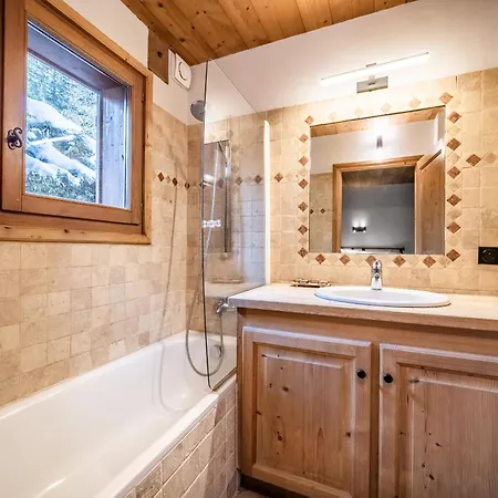 Olea - By Emerald בקתה